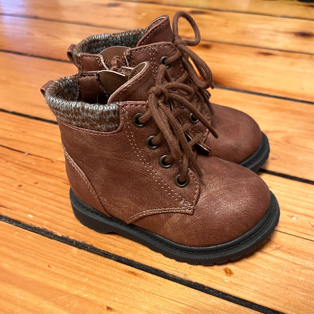 🌼 3 for $20 Wonder Nation Brown Sweater Knit Leather Boots
